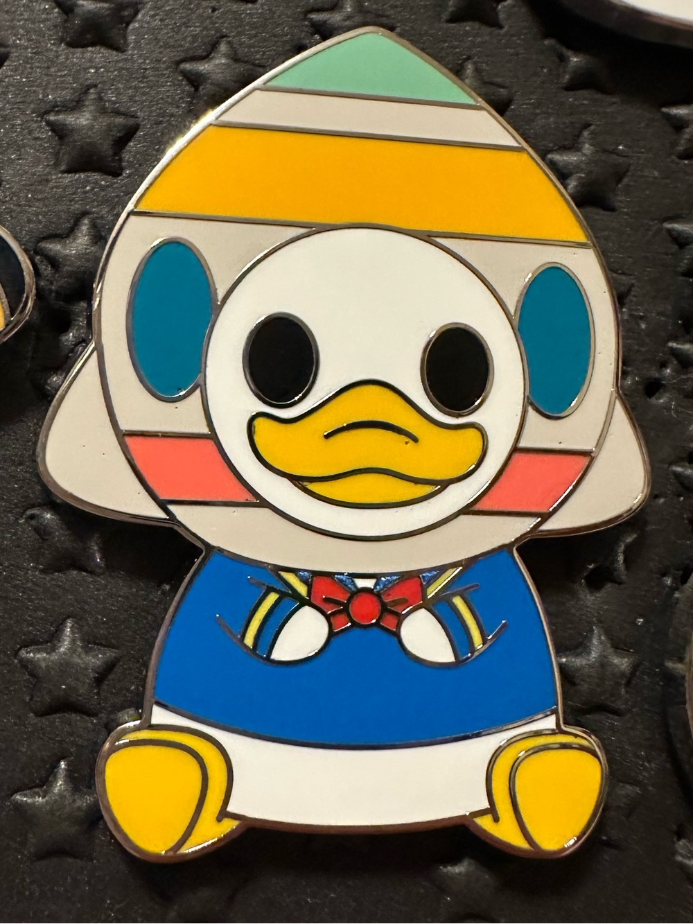 ✨3 for $32✨ Donald Duck Mini Mix-it Pin